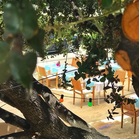 Marinada Отель Битез